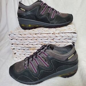 Jambu Himalaya Women Size 9M Black Leather All Terra Athletic Walking Shoes